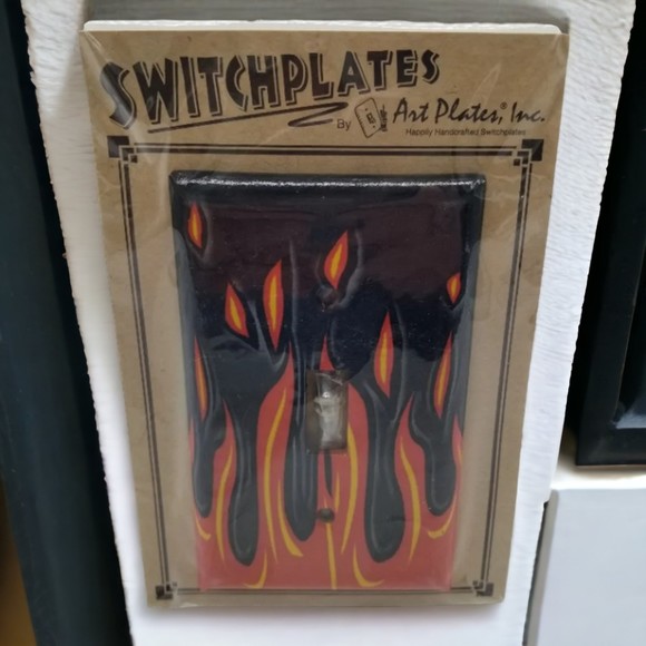 Flames Fire Single Switch Plate Cover Decoupage Handcrafted Art Plates USA - Picture 1 of 4